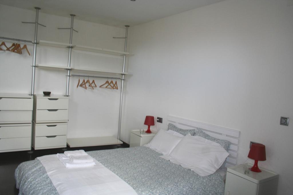 Casa Ceca De La Playa Y Barcelona, Con Piscina Climatizada Y Jacuzzi Villa Vallromanes Luaran gambar